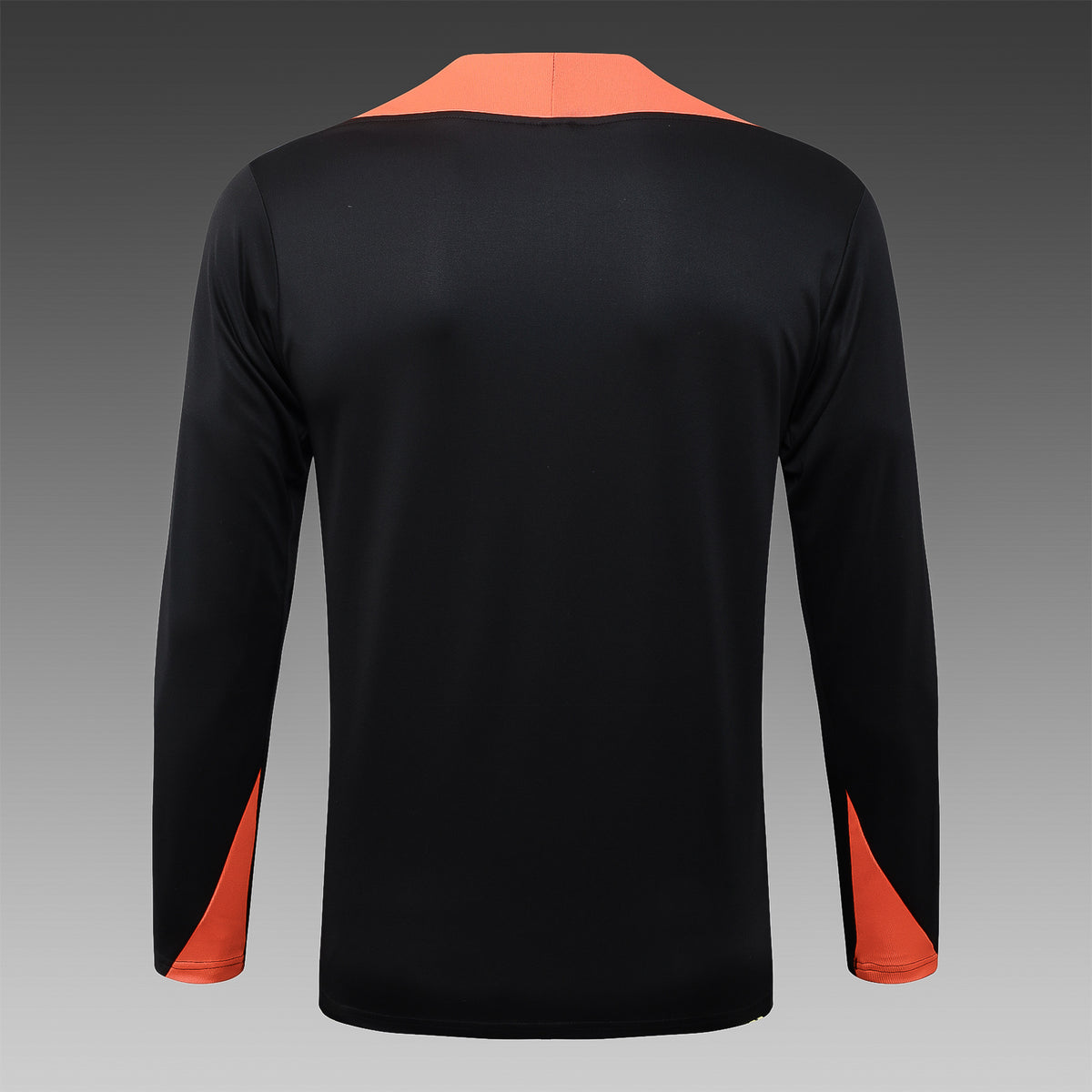 Pull du Brésil – Noir et corail